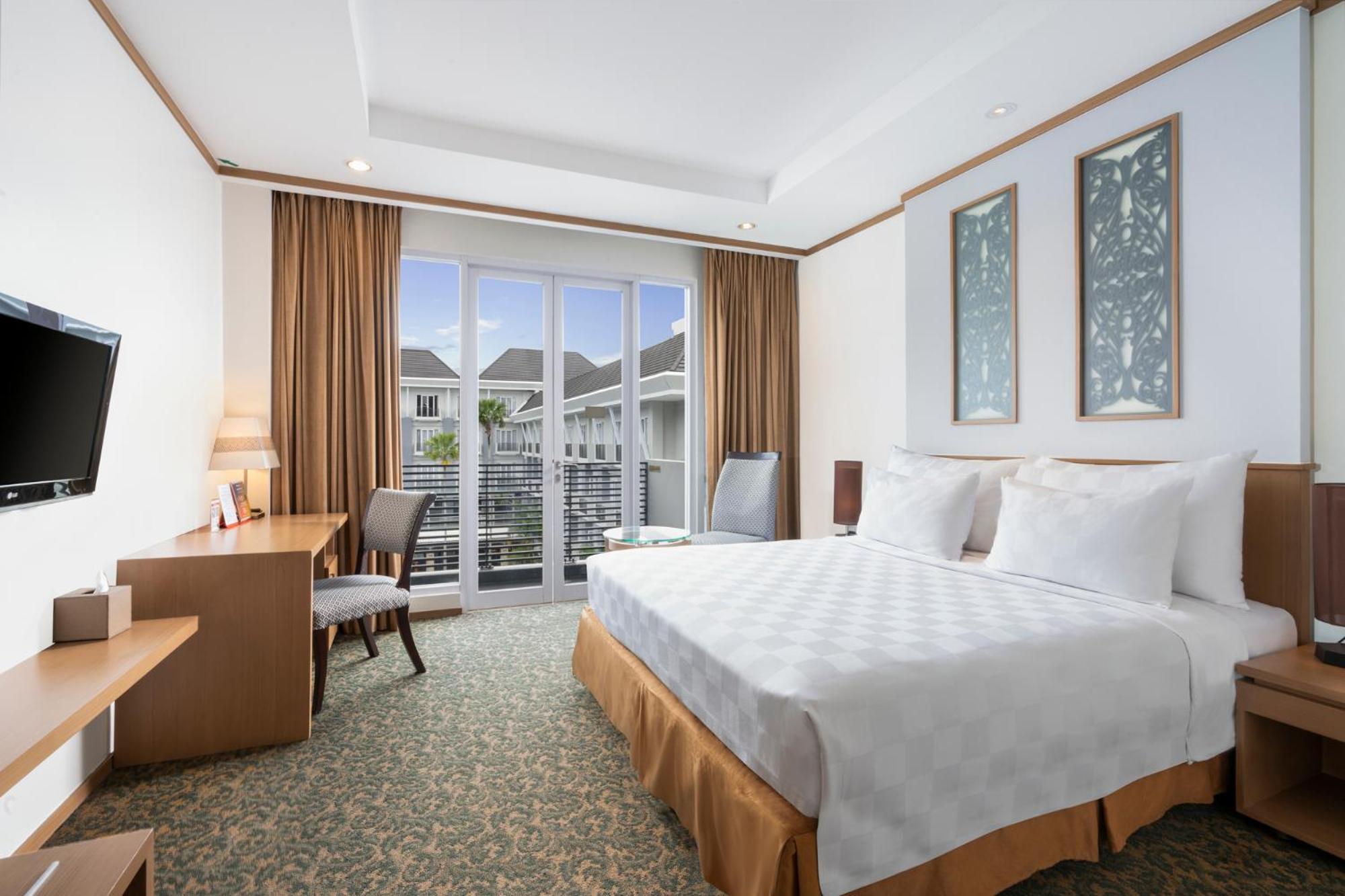 Swiss-Belhotel Danum Palangkaraya Exterior foto